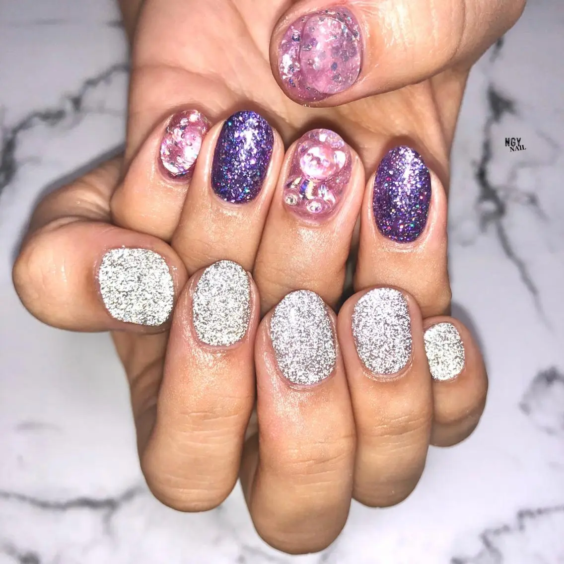 ネイル フラッシュネイル キラキラネイル 韓国ネイル ラメ(グリッター) 持ち込み ハンドネイル NAIL NOWのネイルデザイン