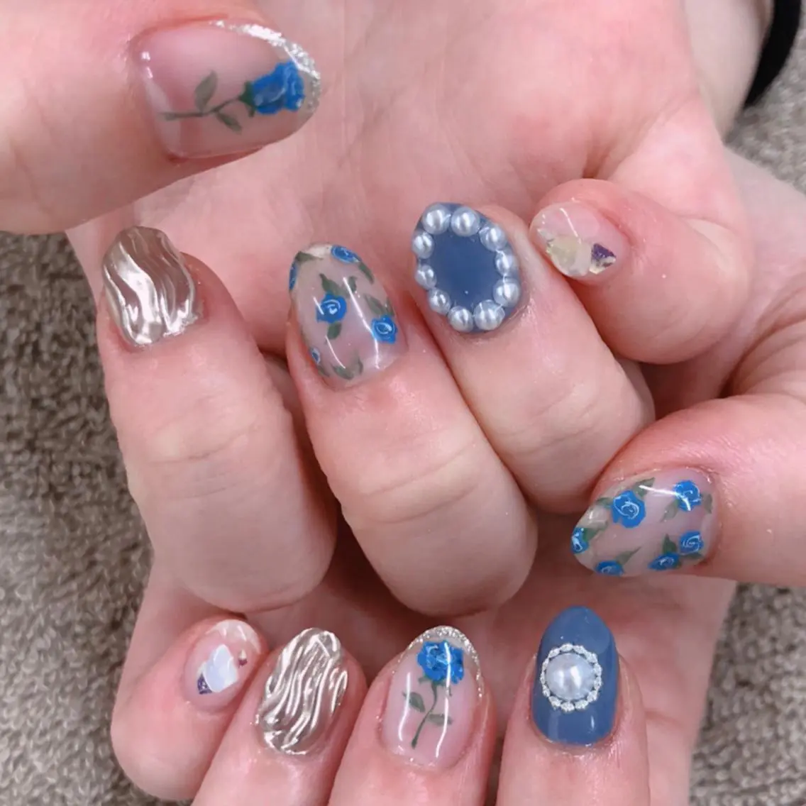 ネイル ブルー ハンドネイル MAYME TAMAKIのネイルデザイン
