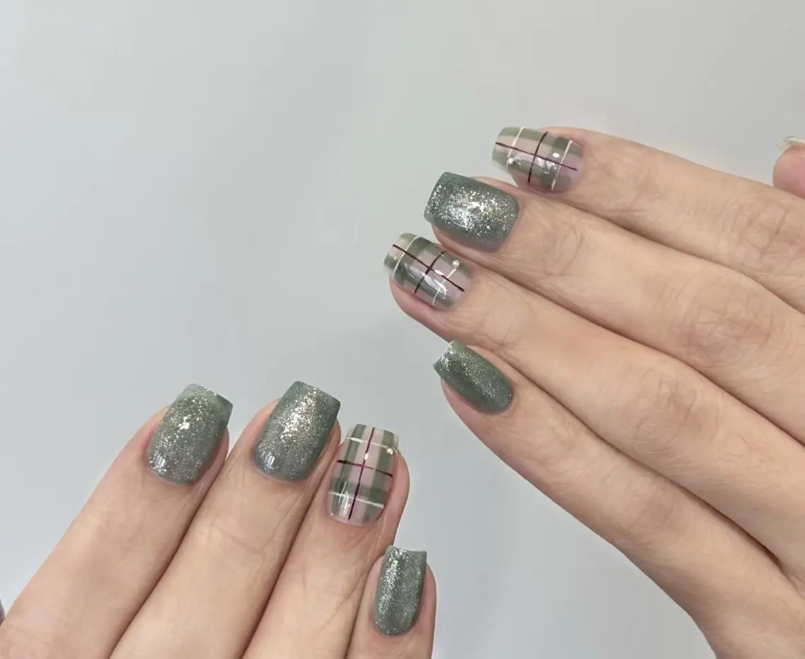 ネイル ハンドネイル 🎀 NaNa_nailのネイルデザイン
