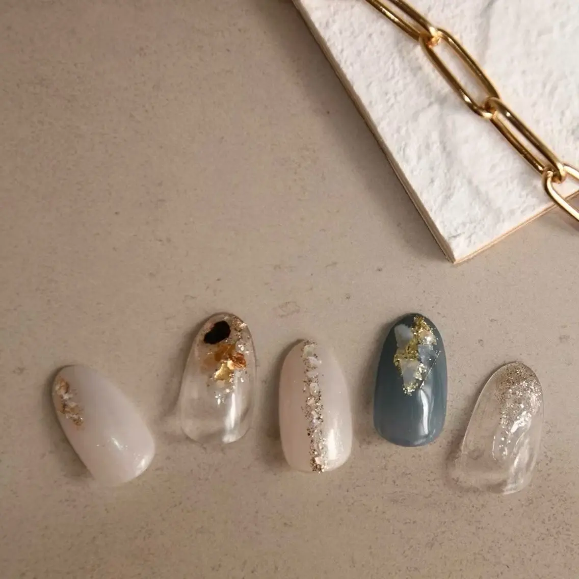 ネイル ジェルネイル ミラーネイル ニュアンスネイル オフィスネイル ショートネイル kiu nailsalonのネイルデザイン