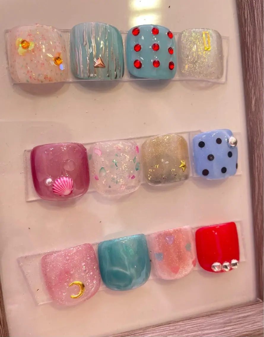ネイル フットネイル Gimick 🎀のネイルデザイン