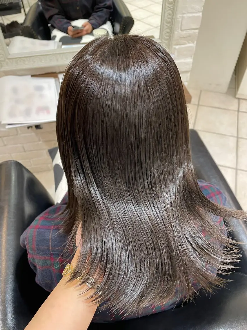 カラー ブラウンカラー オリーブブラウン ヘアカラー 🌼 misaki 🌼のヘアスタイル