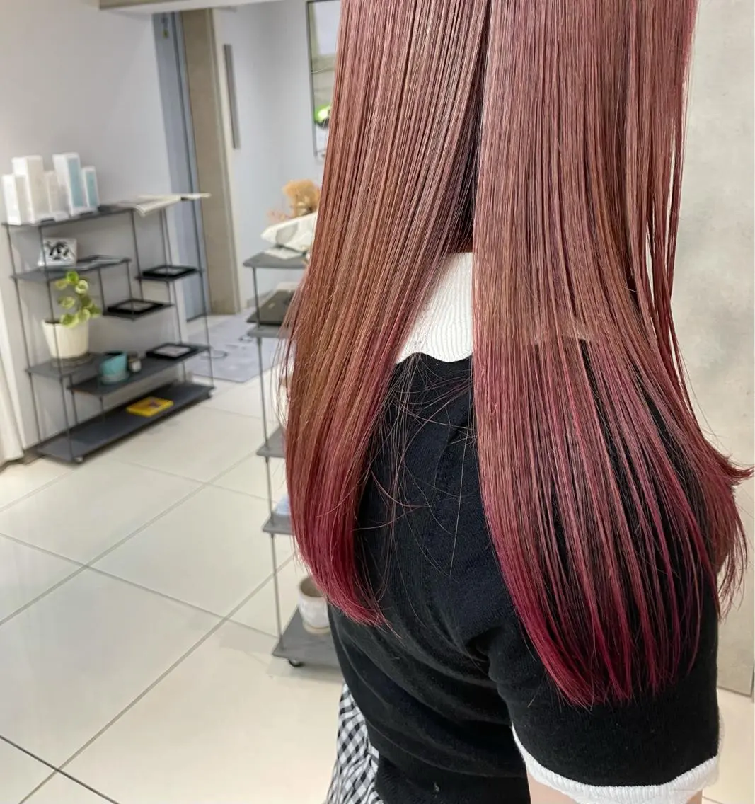 ロング カラー ブリーチ グラデーションカラー パーマウルフショート 濱田匠のヘアスタイル