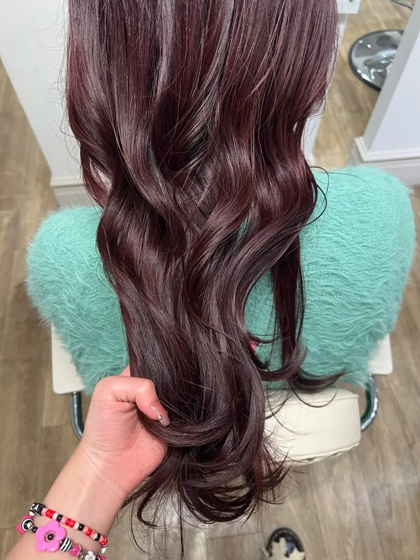 ロング カラー レッドカラー 髙橋 秀果のヘアスタイル
