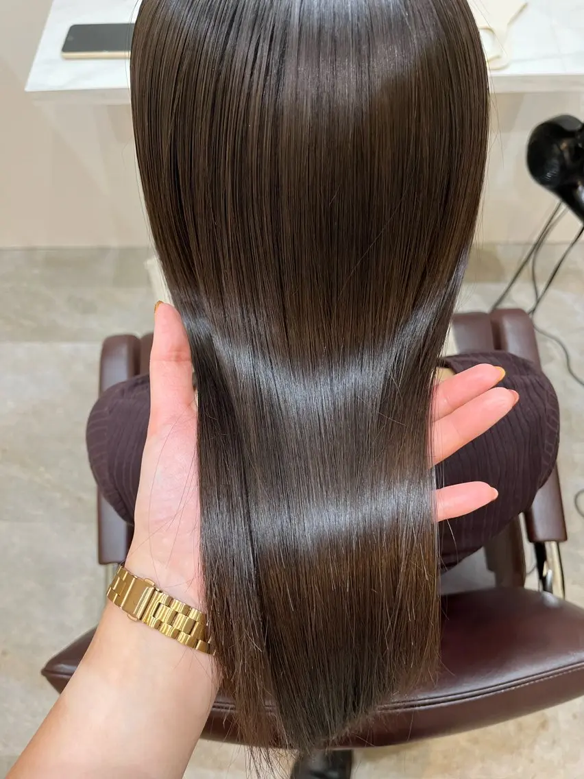 ロング カット ヘアカラー トリートメント 【髪質改善 艶髪】 布川 莉穂のヘアスタイル