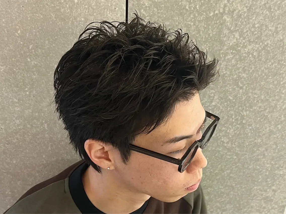 ショート メンズ スパイキーショート ショートヘア 原口 颯太のヘアスタイル