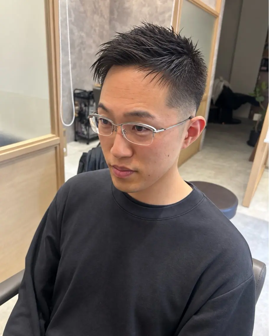 ショート メンズ メンズブリーチ ケアカラー くびれヘア ヘッドスパ 久木原 ゆりのヘアスタイル