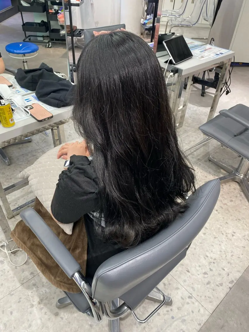 ロング カラー 黒髪 ブルーカラー ブルーブラック ヘアカラー 🎀stylist 🎀AKARI🎀のヘアスタイル