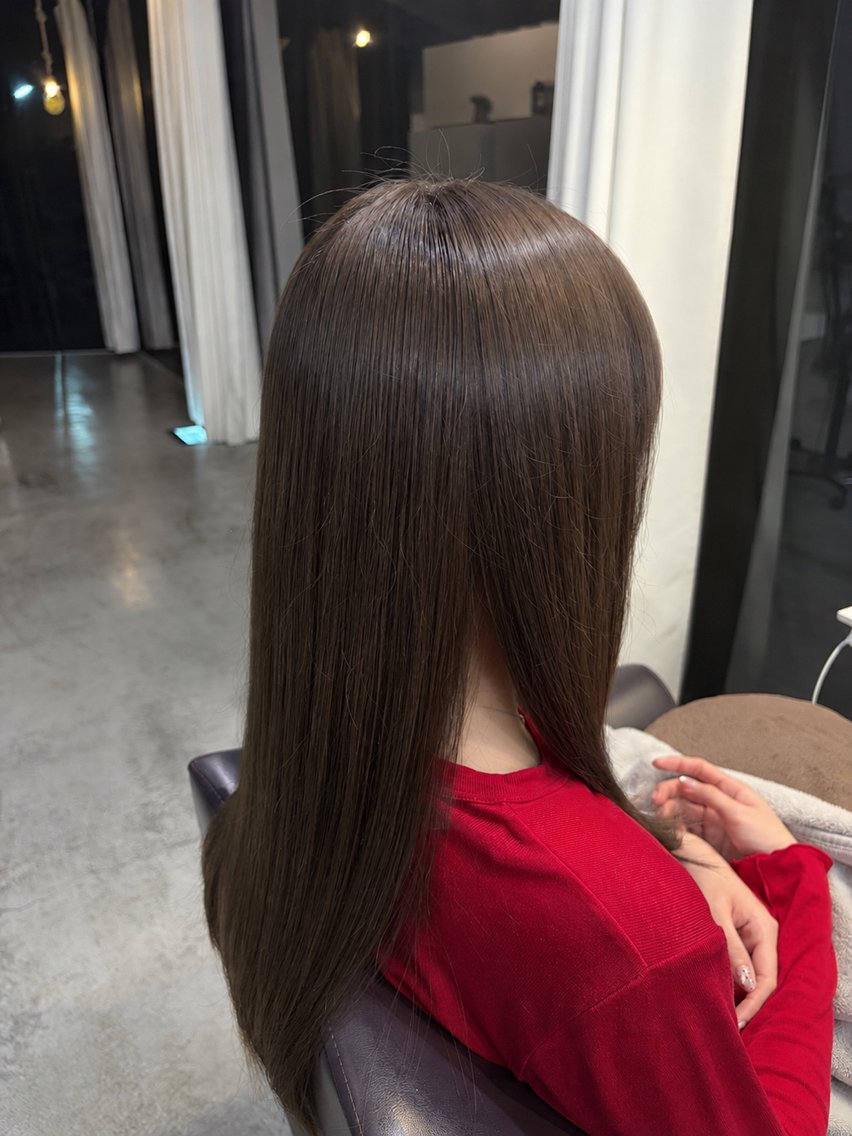 カラー ヘアカラー トリートメント 亀山 咲良のヘアスタイル