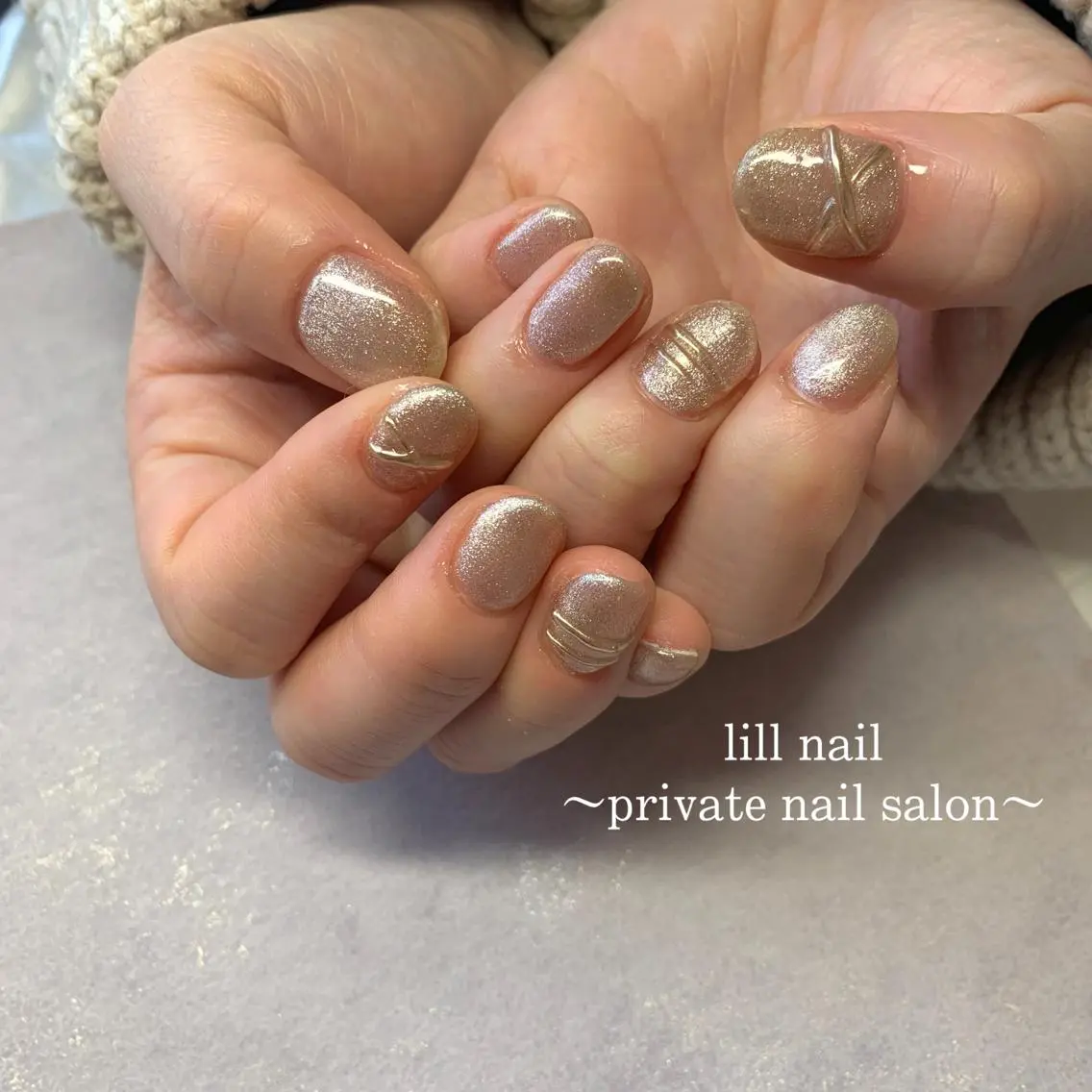 ミディアム pllia beautyのネイルデザイン