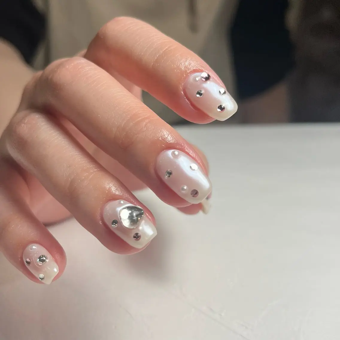 ネイル オーロラネイル キラキラネイル ハンドネイル MARU NAIL mizukiのその他イメージ