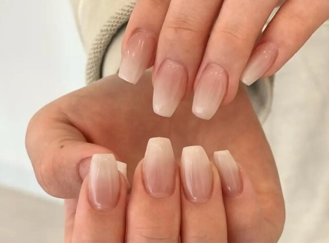 ネイル ハンドネイル CHERIR Emiのネイルデザイン