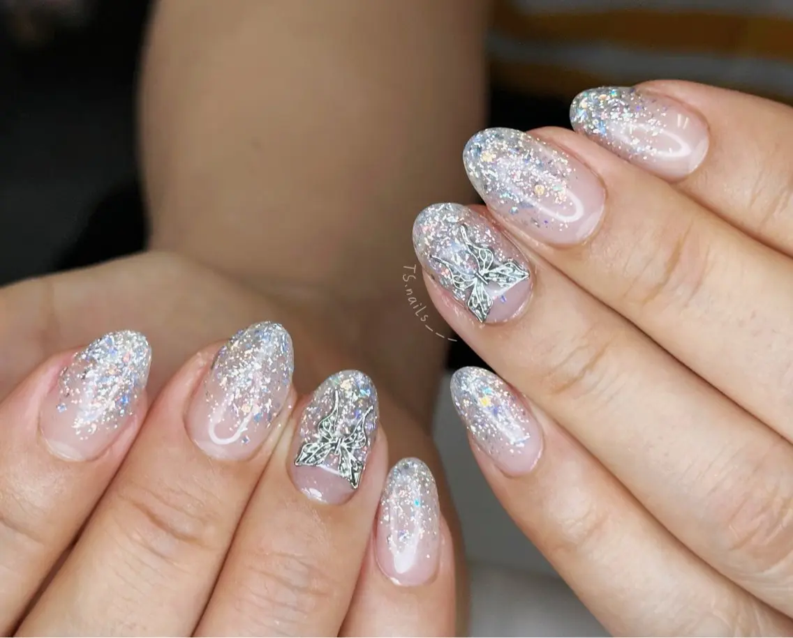 ネイル キラキラネイル マグネットネイル 持ち込み シンプルネイル ハンドネイル ハンドケア TS. nails___のネイルデザイン