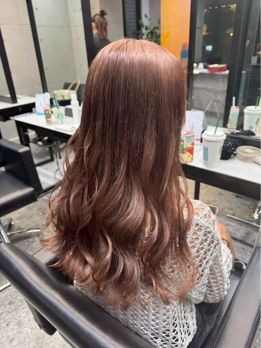 セミロング ヘアカラー トリートメント ケアブリーチ🍒 YUIのヘアスタイル