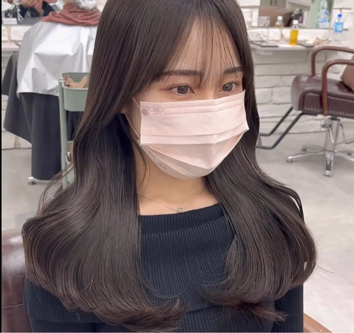 ロング カラー グレージュ カット ヘアカラー トリートメント 天王寺韓国ヘア 小山歓実のヘアスタイル