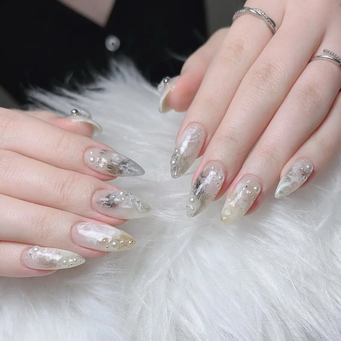 ネイル オーロラネイル ボルドー ブラウン 氷ネイル・うるうるネイル キラキラネイル ハンドネイル Sora  Nail 長さ出し専門店のネイルデザイン
