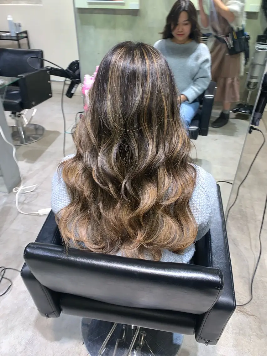 ロング レイヤーカット 似合わせレイヤー ‪ෆ‪.*艶髪補修のヘアスタイル