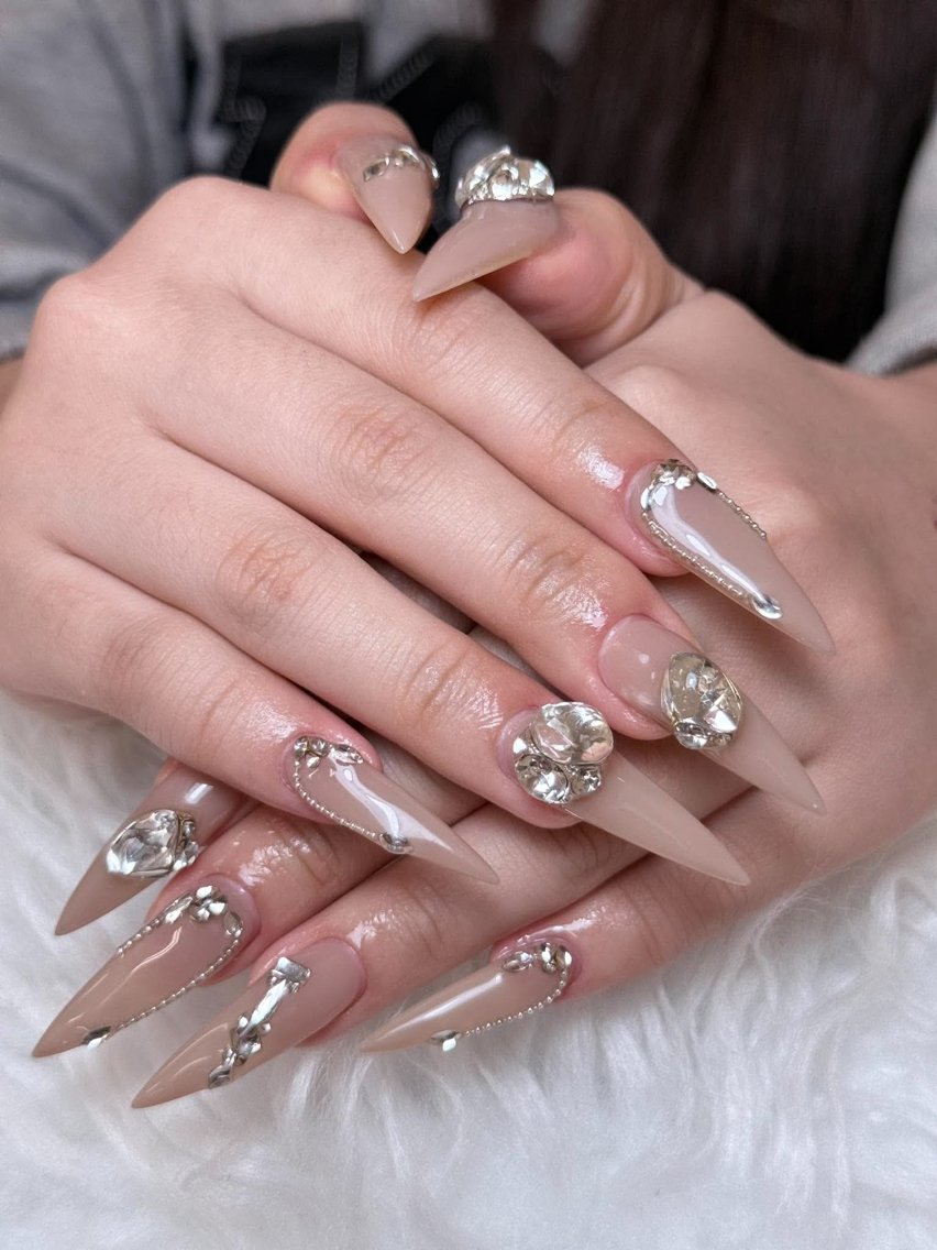 ネイル アートネイル 成人式 ジェルネイル ニュアンスネイル 夏ネイル ハンドネイル Jenn Nail Salonのネイルデザイン