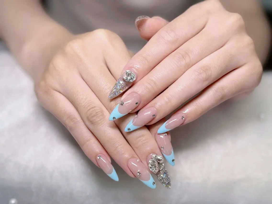 ネイル フレンチネイル GOHOUBI Nail 心斎橋店のネイルデザイン
