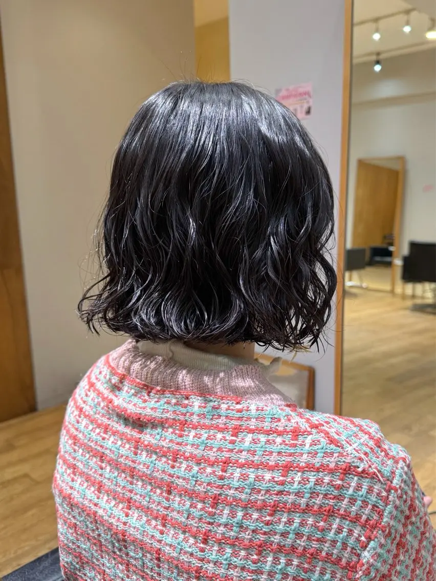 ショート パーマ 伸ばしかけ カット パーマ 大橋 芽衣のヘアスタイル