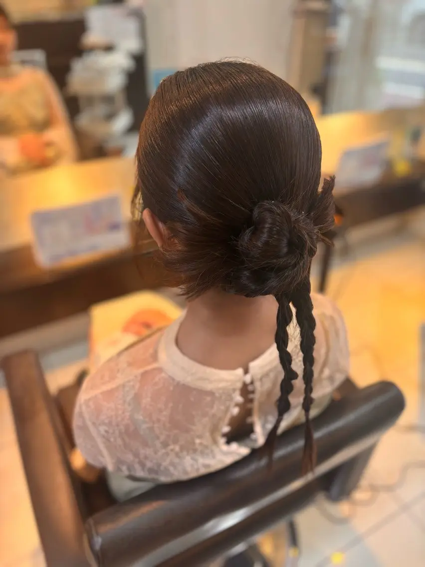 セミロング ヘアアレンジ ヘア&メイク💄 TAIKIのヘアスタイル
