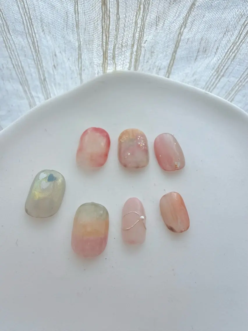 ネイル アートネイル ニュアンスネイル charm.nail 🌼kanaのネイルデザイン