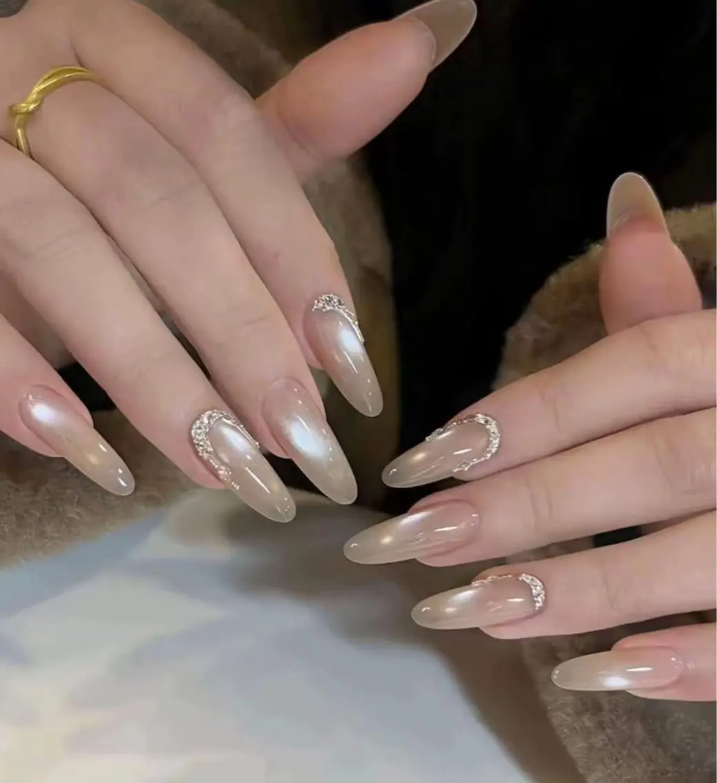 ネイル ハンドネイル T.Lee Nail Lilyのネイルデザイン