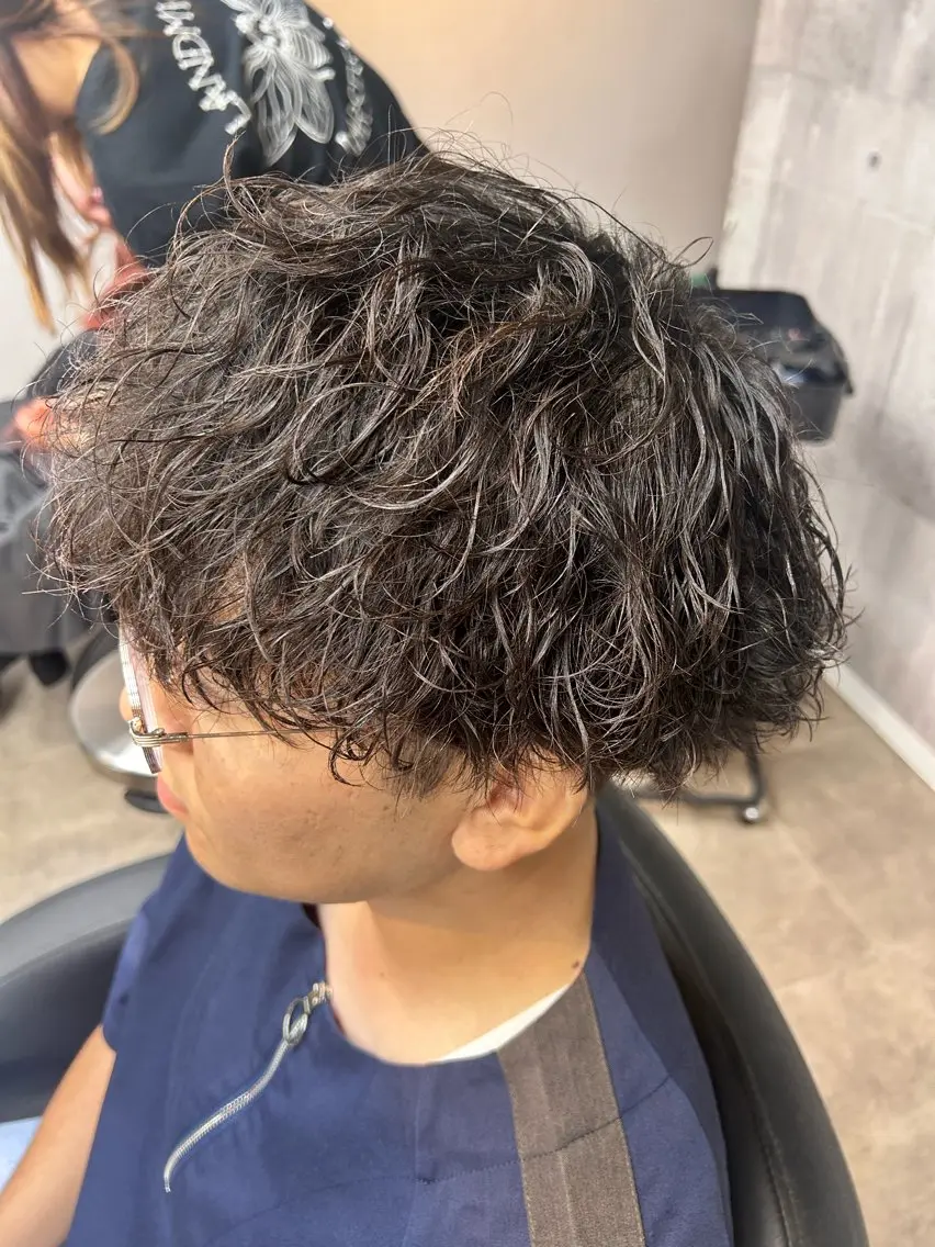 パーマ メンズ メンズパーマ 波巻きパーマ スパイラルパーマ カット パーマ Ryusei .のヘアスタイル