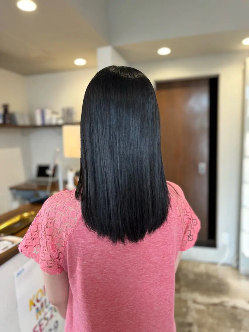 セミロング 酸性ストレート EFFACE鴻巣 2号店  中山柚香のヘアスタイル