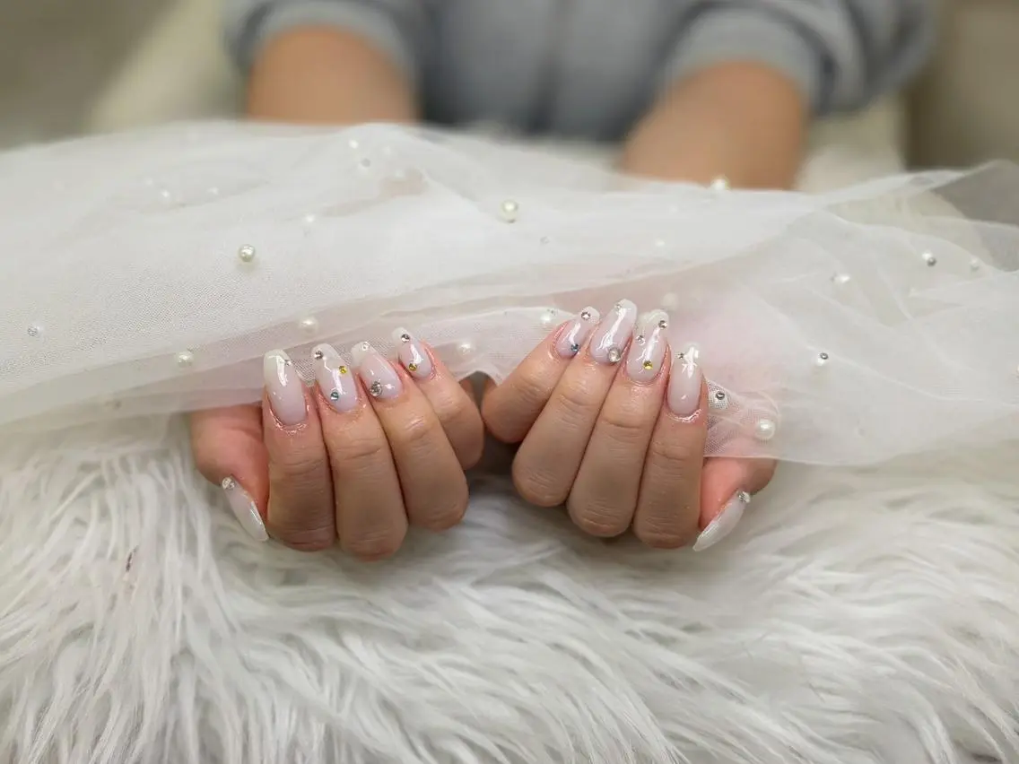 ネイル 💕リリ 長持ち得意🩷のネイルデザイン