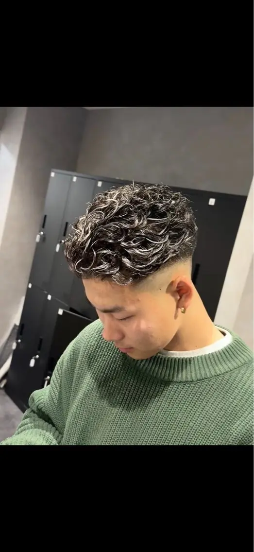ショート パーマ メンズ メンズパーマ カット ヘアカラー メンズパーマ特化 美容師kouyaのヘアスタイル