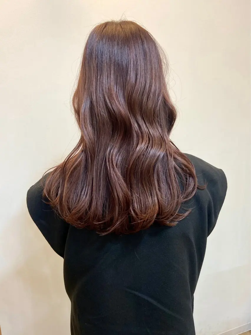 ロング カラー ブラウンカラー ダブルカラー ピンクカラー ピンクブラウン 神戸ボブ✂️ ioe三宮/田 伸佳のヘアスタイル