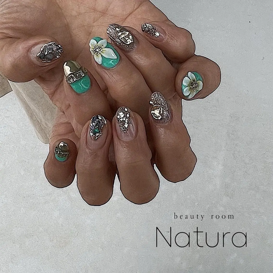 ネイル ハンドネイル beautyroom Naturaのネイルデザイン