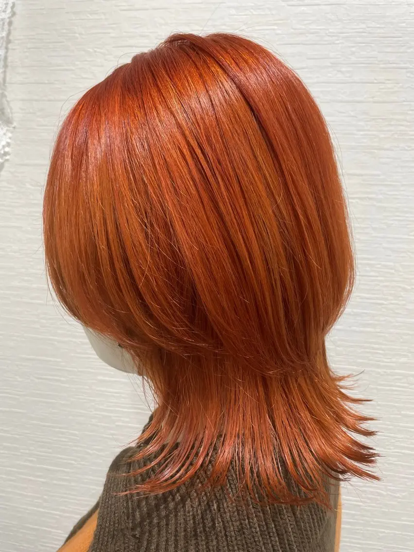 ミディアム カラー オレンジ Amour なぐらのヘアスタイル