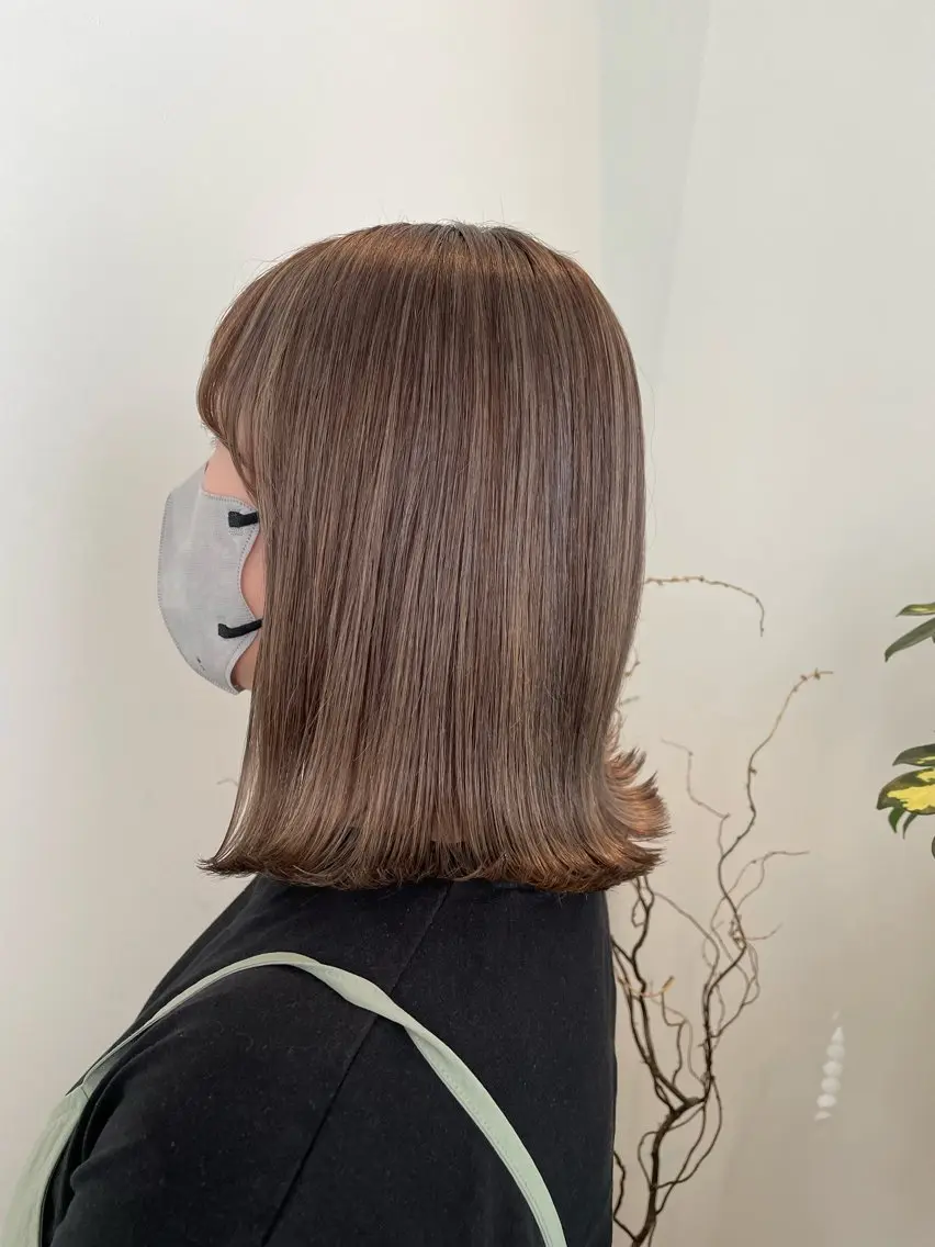ミディアム カラー ハイライトカラー ハイライト ブリーチ👩‍🦳/ ‪✂︎MANAMIのヘアスタイル