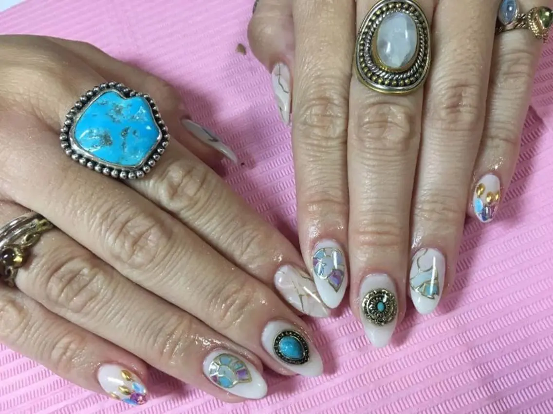 ミディアム ネイル Beauty Salon Lunaのエステ・リラクイメージ