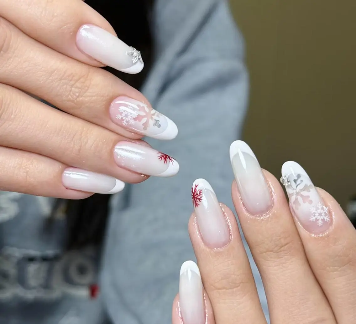 ネイル ハンドネイル 🎀 Ayaka_nailのネイルデザイン