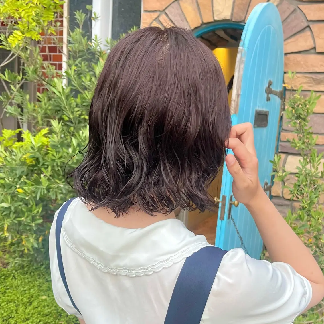 ショート パーマ ボブ 伊藤 玲衣のヘアスタイル