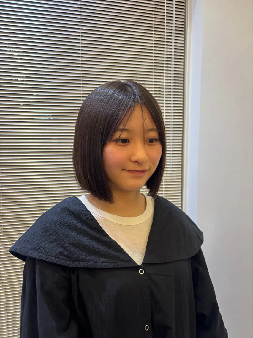 ショート ボブ ショートヘア 【透明感カラー/オリ ーブ】カミヤマシオリのヘアスタイル