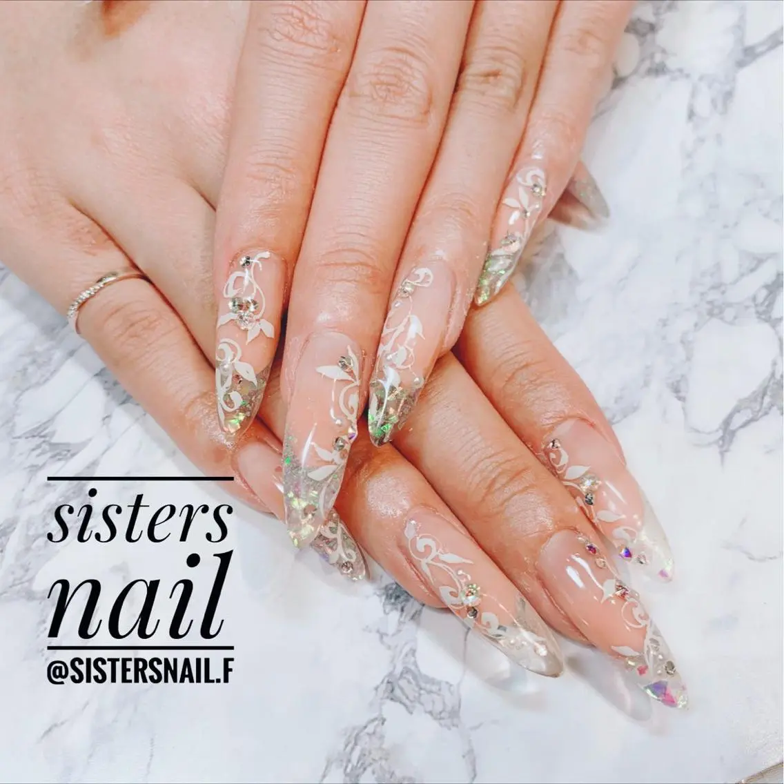 ネイル アートネイル オーロラネイル クリアネイル フレンチネイル ホログラムネイル sisters nail.fのネイルデザイン