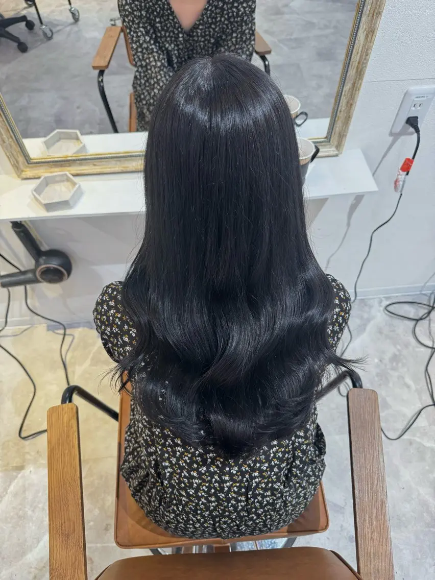 ロング カラー カット ヘアカラー トリートメント 赤み無し柔らかカラー 【梅田】madokaのヘアスタイル