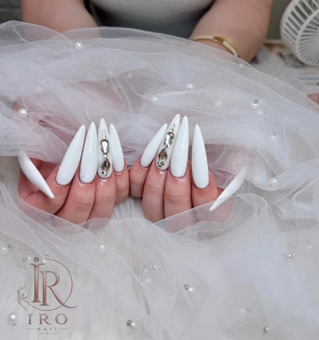 ネイル ハンドネイル IRO Nail Studioのネイルデザイン