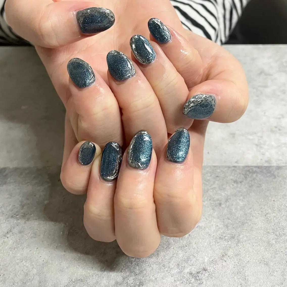 ネイル ミラーネイル FELICE フェリーチェのネイルデザイン