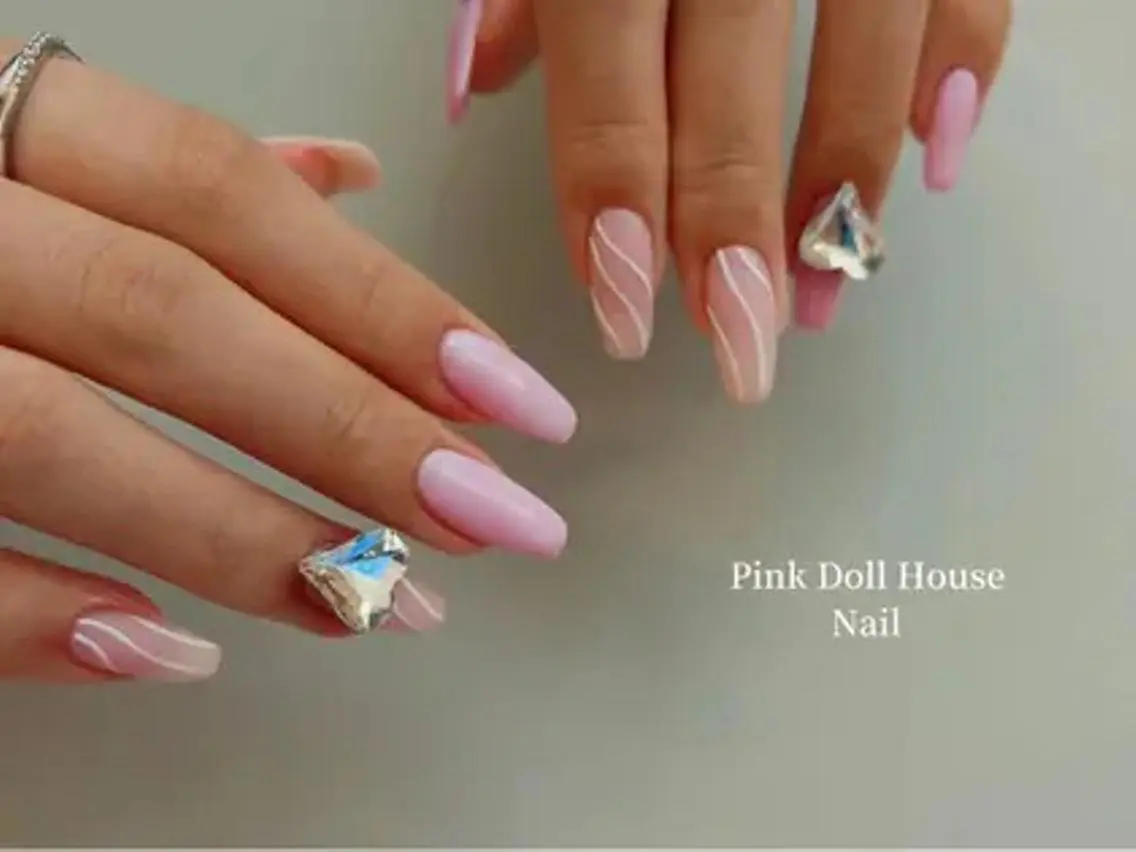 セミロング Pink Doll House天久店のネイルデザイン