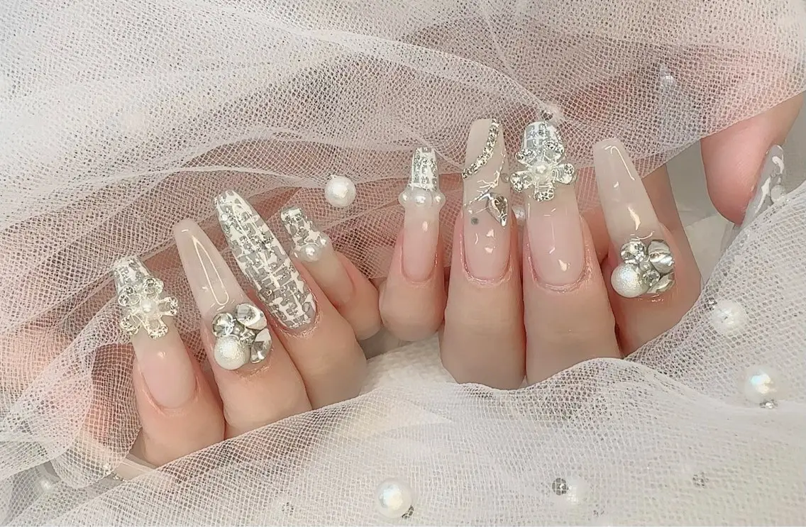 ネイル R salonのネイルデザイン