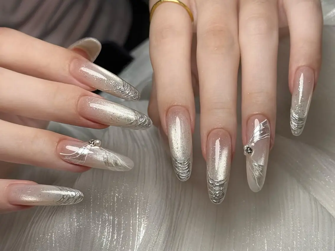 メンズ ネイル メンズ韓国風 オーロラネイル チークネイル 長さ出し フレンチネイル ハンドネイル ハンドケア NEW NAIL 池袋🔥🧲のネイルデザイン