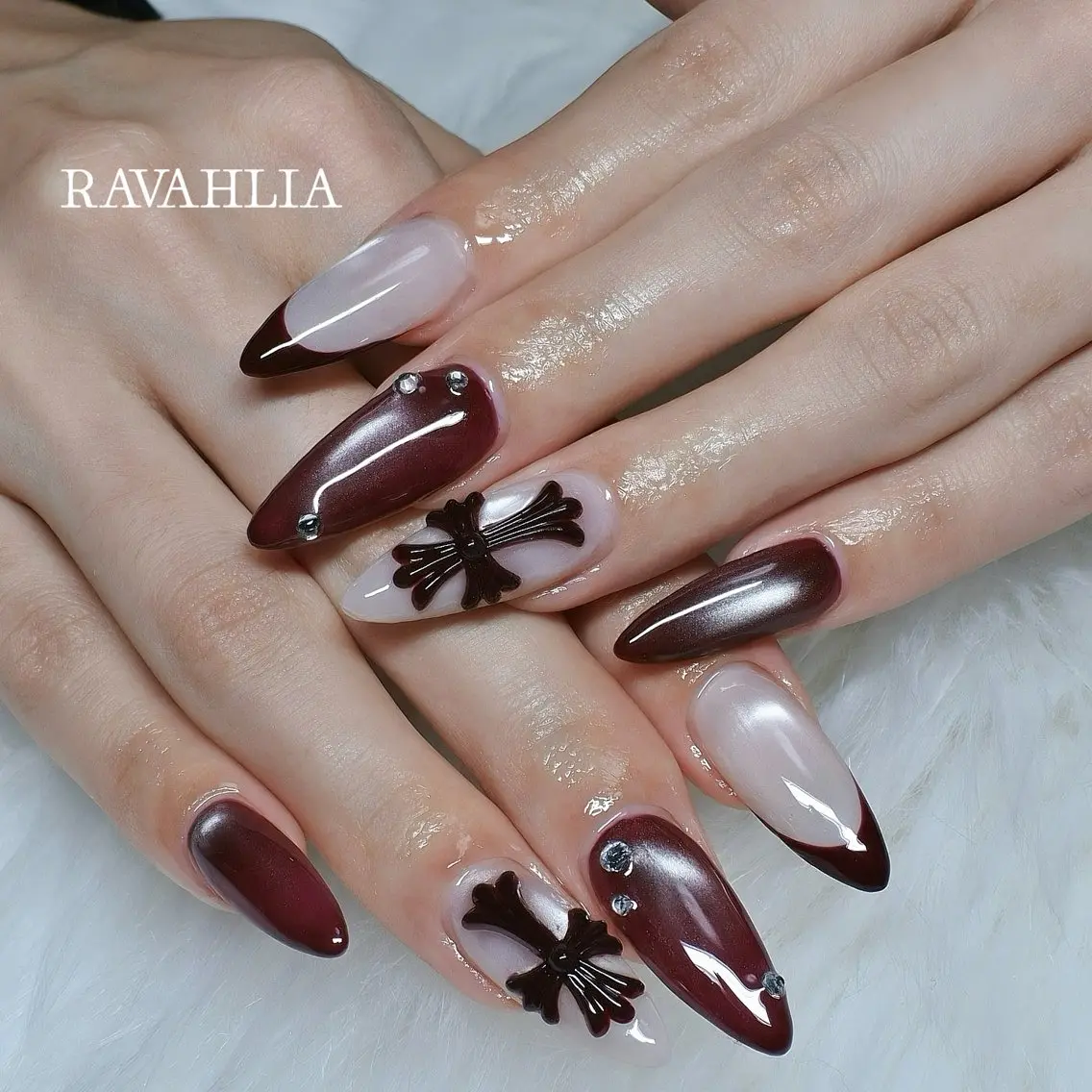 ネイル ハンドネイル nail room RAVAHLIAのネイルデザイン