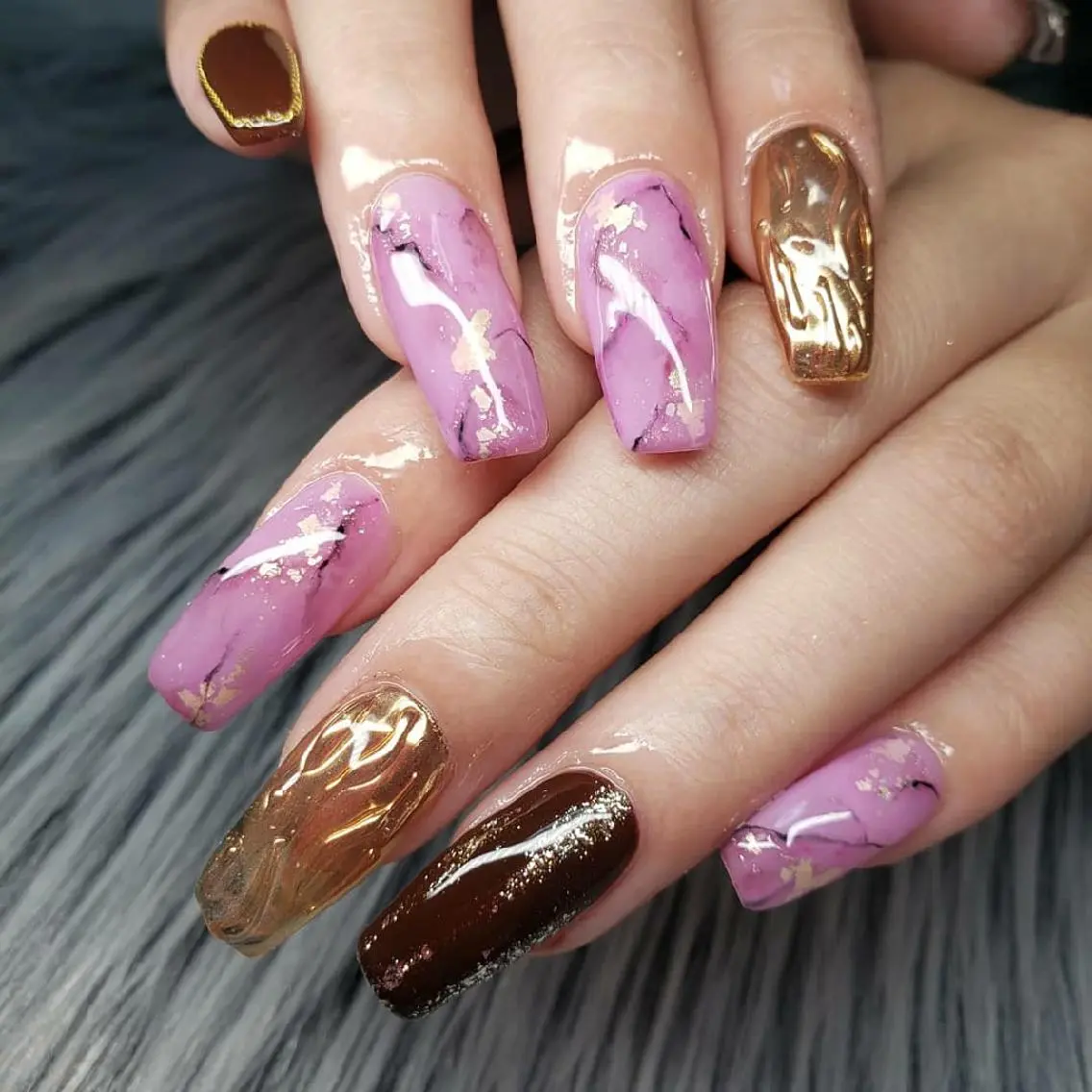 ネイル ブラウン ロングネイル 大理石ネイル(マーブル) ニュアンスネイル パープル Nail salon Coco【溝の口駅】のネイルデザイン