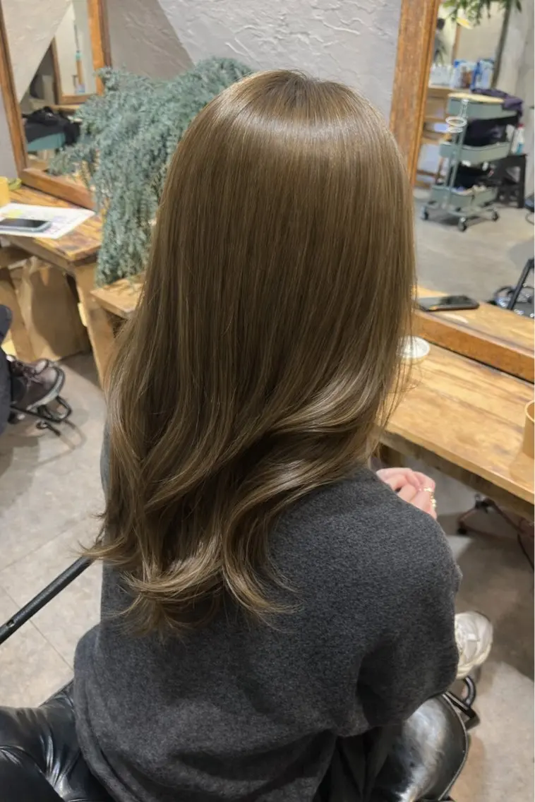 セミロング カラー 新宿/髪質改善 艶カラー👶Renaのヘアスタイル