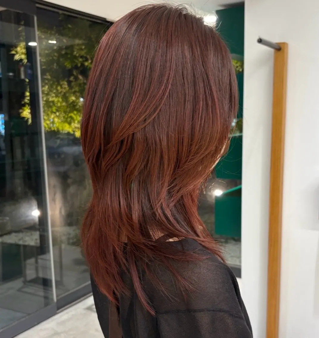 カラー ヘアカラー ハッシュ🍒 ボルドーカラー愛希子のヘアスタイル